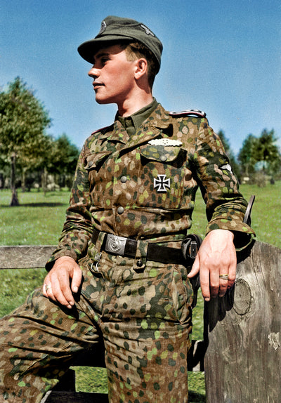 CAMO CUP No. 6 WWII German Camouflage Pattern: Erbsenmuster (pea dot) 1944