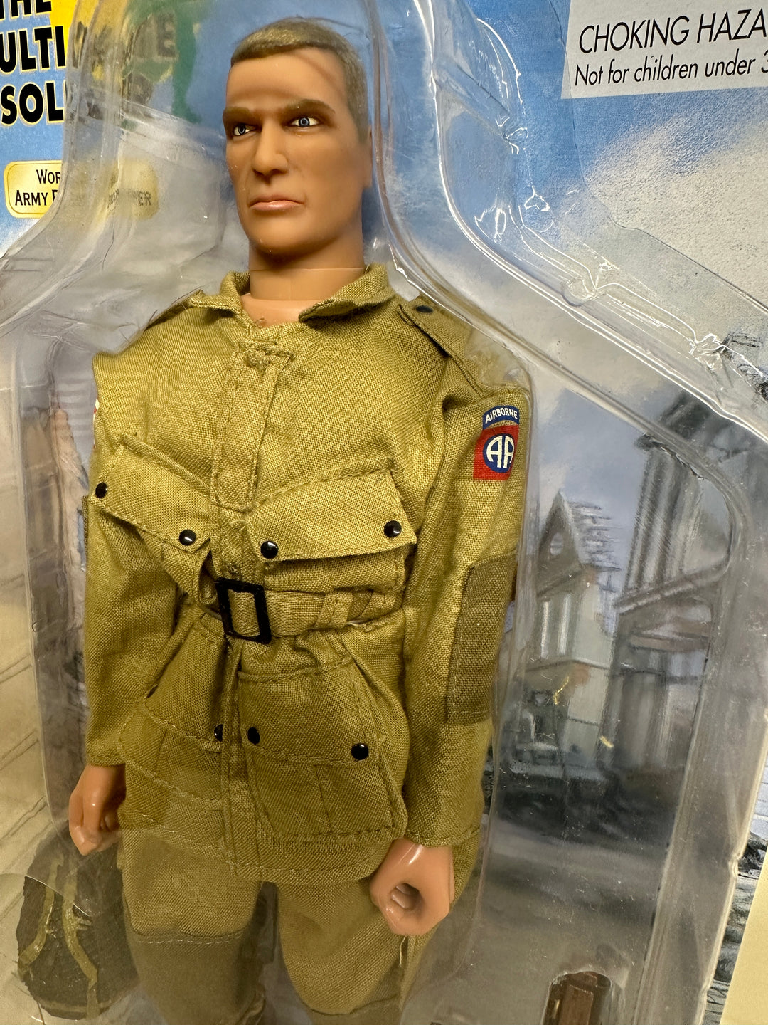 1/6th scale Figure: WWII 82nd Airborne Paratrooper (4 pcs.) and WW