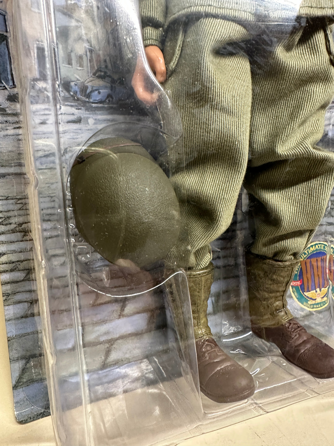1/6th scale Figure: WWII 82nd Airborne Paratrooper (4 pcs