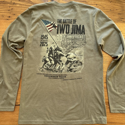 Flag raising on Mount Suribachi - 80th Anniversary of the Battle of Iwo Jima Long-sleeved shirt