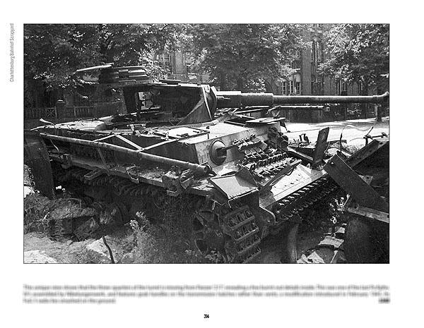 Panzers in Berlin 1945 – RZM Imports Inc